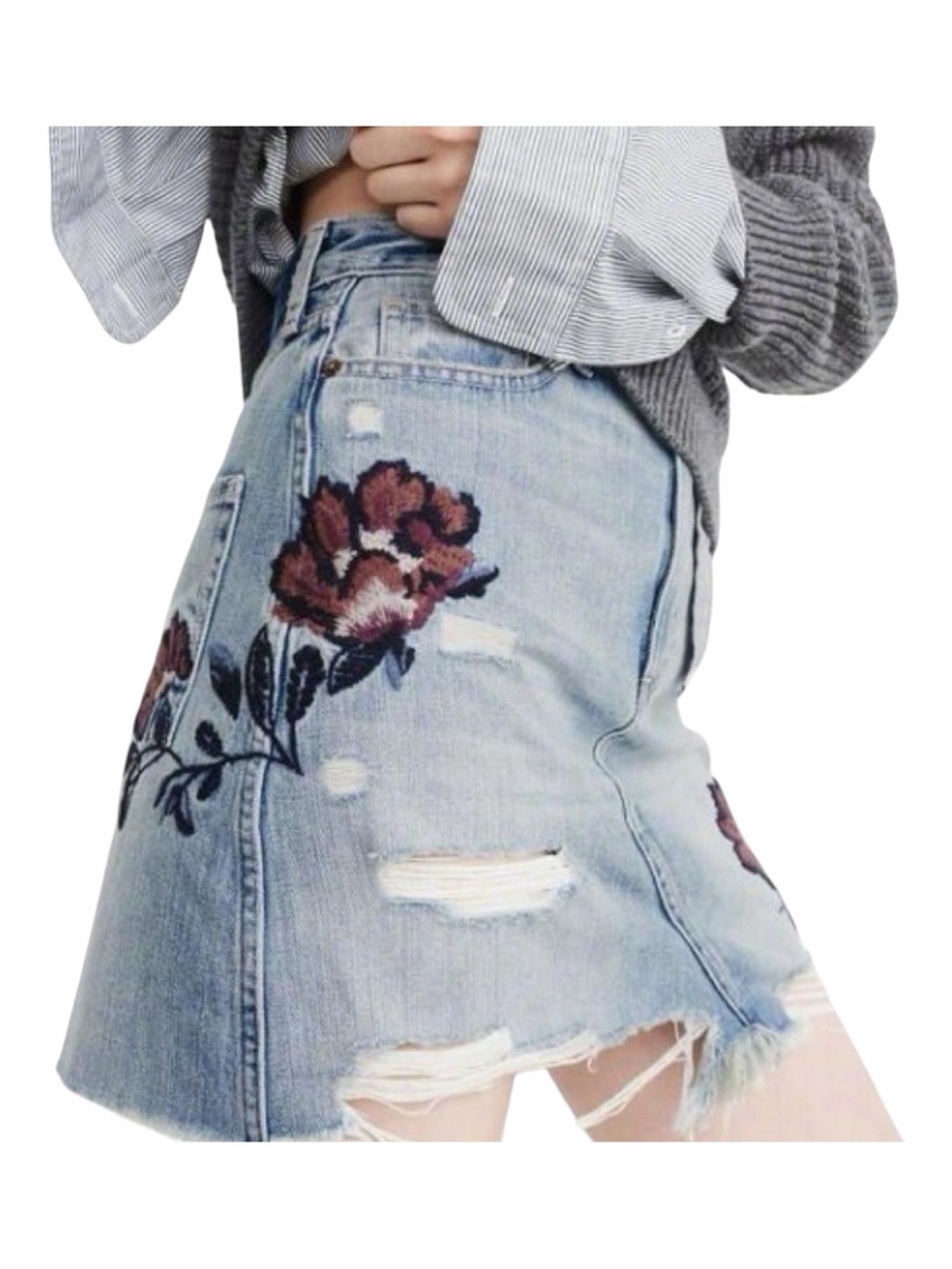 Abercrombie & Fitch Floral Embroidered Y2K Distressed Denim Mini Skirt. Size 26”